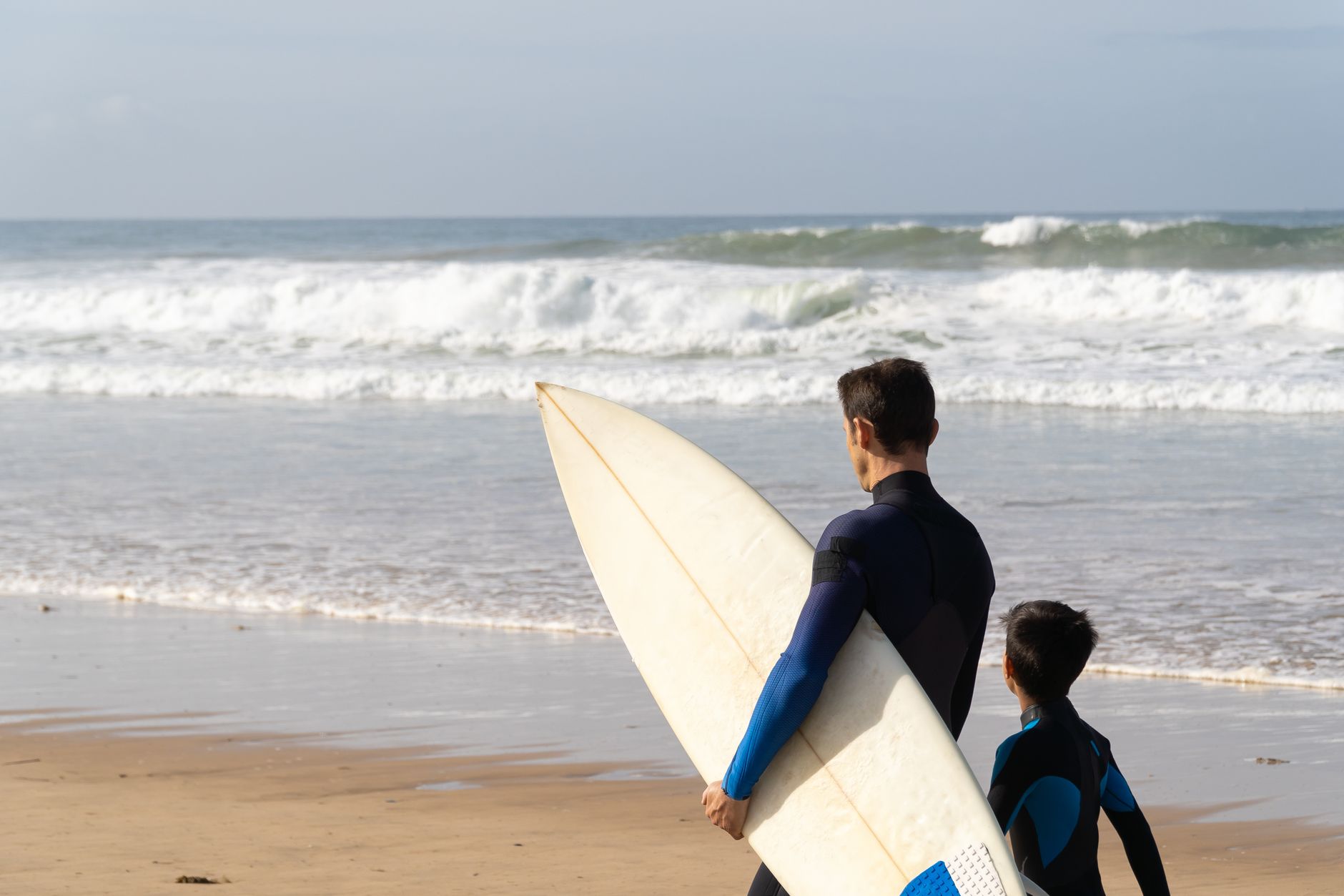 Surfcamps an der Lissabon-Küste